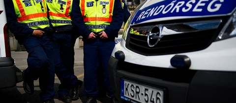 Megszavazták, januártól rendőr viszi vissza az iskolába a lógós diákot