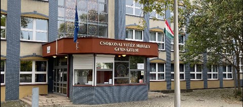 17 éves diákjával akart egy ágyban aludni egy debreceni tanár az olaszországi kiránduláson, a tanulók léptek közbe