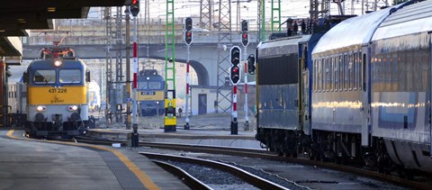 Már augusztus 27-től használhatjátok a szeptemberi MÁV- és Volán-bérletet