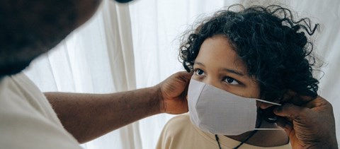 Angliában tesztelni fogják a diákokat a második félév kezdete előtt