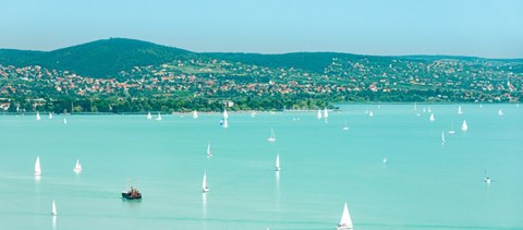 Belefulladt a Balatonba Siófokon egy 21 éves fiú