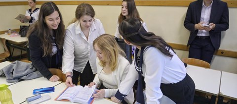 Gráfok, halmazok és vektorok - ezek a feladatok kerültek elő a matekérettségi első részében