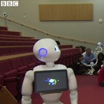 Robotokkal oktatják majd a programozást egy londoni egyetemen - videó