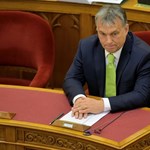 Visszavonhatnak egy botrányos törikönyvet: Orbán és Gyurcsány csak utólag került bele