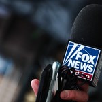 Megszakította a munkáját, hogy megölelhesse az iskolai lövöldözést túlélő fiát a Fox News éppen tudosító riportere