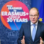 "Nyári szünet van" - őszig nem tárgyalnak a befagyasztott Erasmus forrásokról 