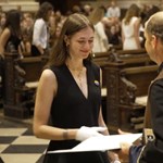 Diplomaosztójukon álltak ki a pázmányos pszichológushallgatók a fegyelmi eljárás alá vont tanáraik mellett