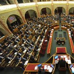 Az oktatás támogatásáról is tárgyal ma a parlament