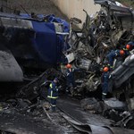 Estallaron disturbios en muchas ciudades griegas tras el trágico accidente de tren