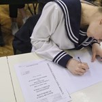 "Ha jövőre is ilyen lenne, én elégedett lennék" - így értékeli a mai magyarérettségit a szaktanár 