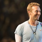 At the next Coldplay concert, the fan jumps and produces electricity