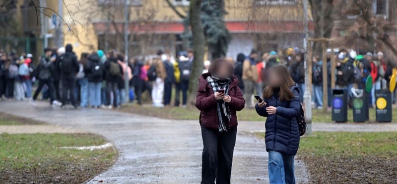 Tavaly több országban is fenyegették az iskolákat bombákkal