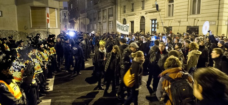 Megszólaltak a szerda esti tüntetésen előállított aktivisták: "nem voltak szervezők"