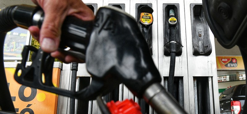 Csak magyar rendszámú autókkal lehet tankolni péntektől
