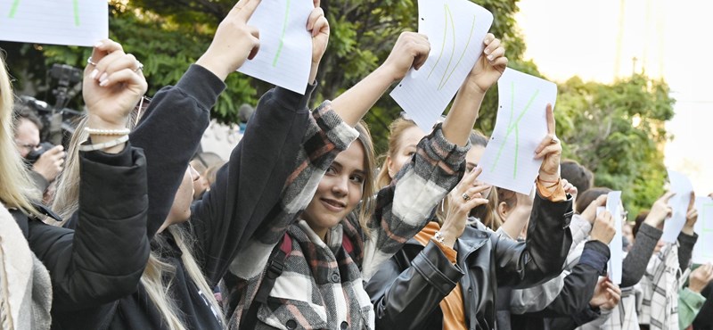 "Cinikus és erőszakos eljárás": kiverte a biztosítékot a Kölcsey öt tanárának kirúgása