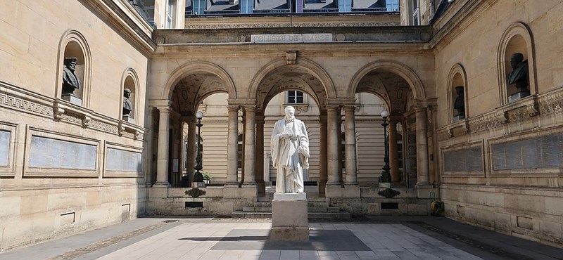 Ezek a legjobb francia egyetemek: tények és érdekességek a top ötről