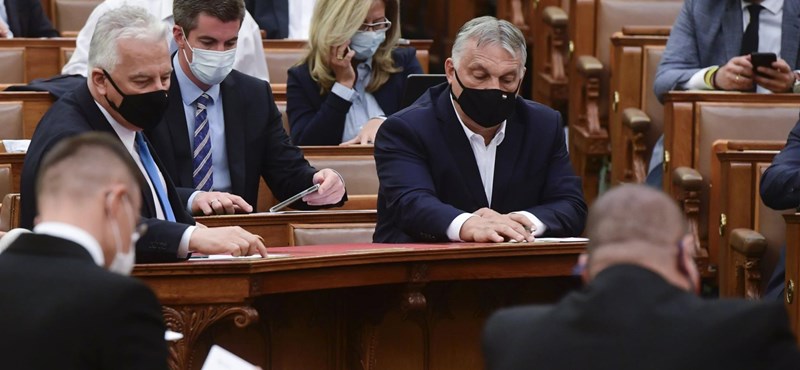 Mentioning the epidemic, Orban's trip to Bosnia was postponed, where many politicians were waiting in the Paprika mood.
