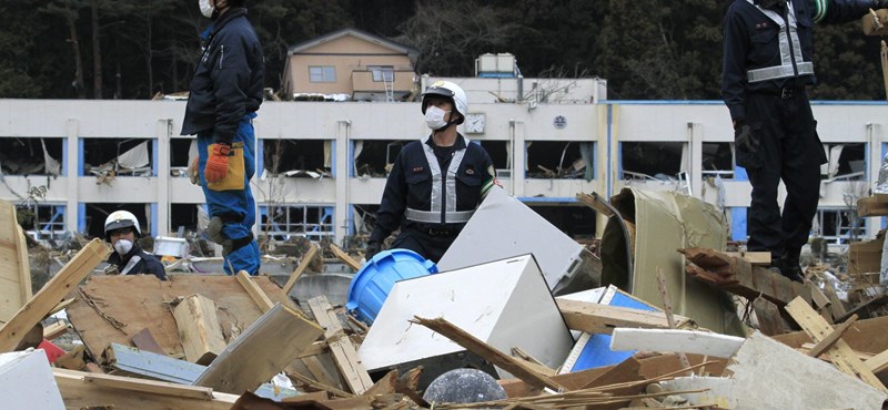 Sugárzási tesztet végeznek 1400 iskolában és óvodában - nincsenek veszélyben a japán diákok