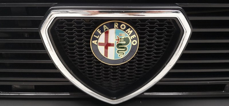 ¡Vuelve a 1985!  Este automóvil deportivo Alfa Romeo antiguo extremadamente raro está esperando un nuevo propietario