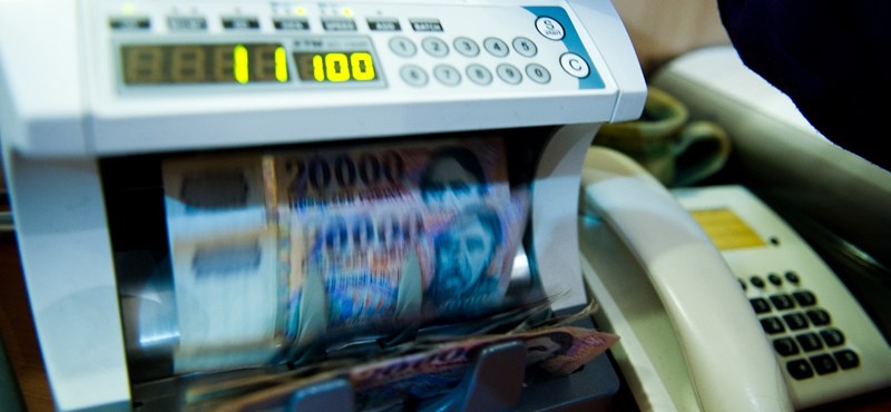 Itt a friss lista: ezekkel a szakmákkal lehet a legtöbbet keresni