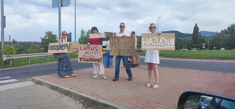 Pénteken is volt zebraszerda egy Budapest közeli elágazásnál 