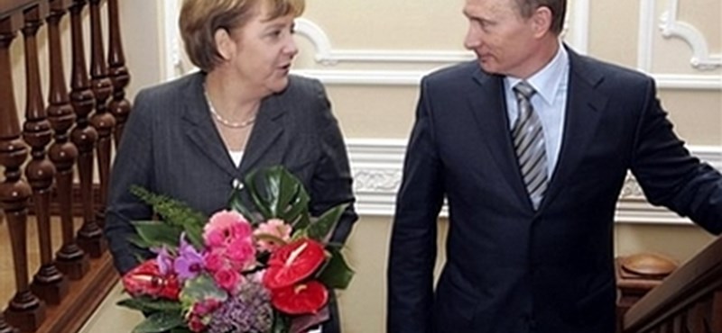 Merkel Putyin társaságában jött rá, hogy már nincs elég hatalma