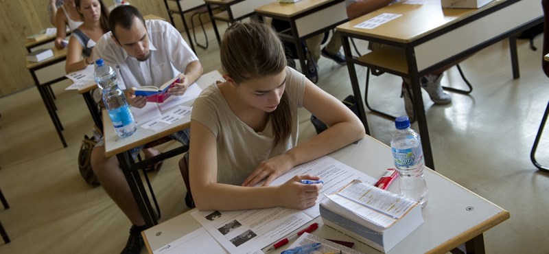 Azonnal betilthatják a kisebb nyelviskolák működését