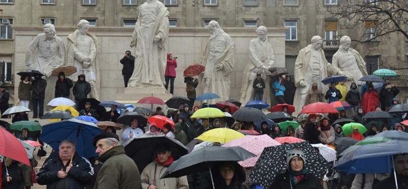 Nagyon jó hírt kaptak a tiltakozók a tüntetés előtt