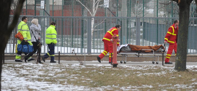 Koponyasérülést szenvedtek a diákok az iskolai balesetben