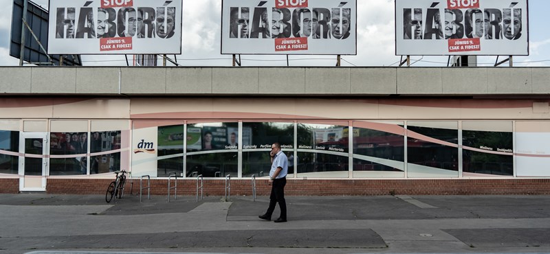 A háborúval riogatás és a gyerekek politikai célokra való használata ellen tiltakozik a legnagyobb gyermekjogi szervezet 