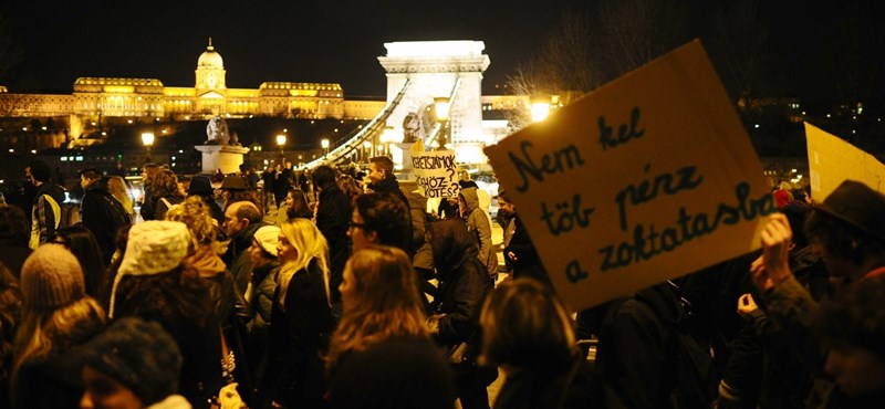 Januárban is folytatódnak a tüntetések: akcióznak a miskolci diákok