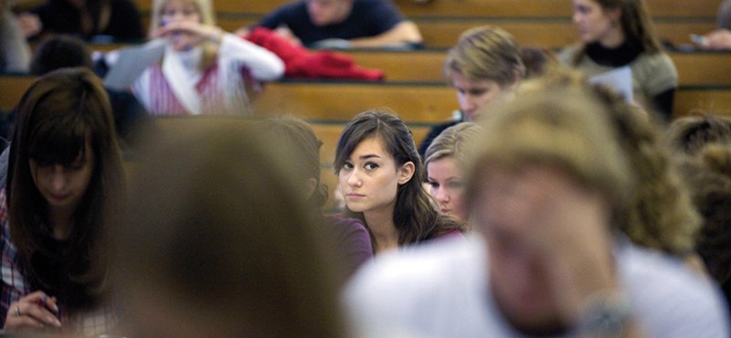 Ösztöndíjprogramot indít a BGF felvételizőknek