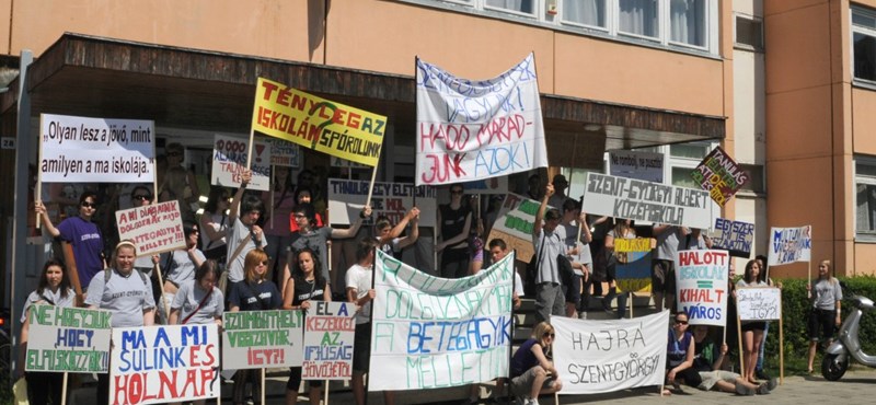 Tanév közben is bezárhatják az iskolákat az önkormányzatok?