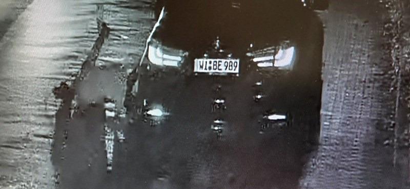 Fotókon a solymári zebrán gázolt német rendszámos BMW SUV, a rendőrség keresi az elkövetőt