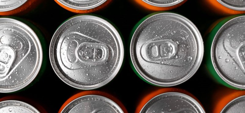 Ilyen energiaitalokat nem vehetnek a 18 év alattiak