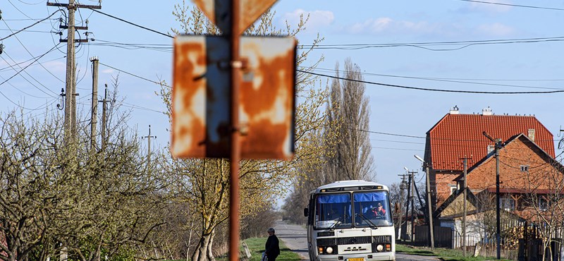 Több százezer ukrajnai diák tanulhat ősztől a lengyelországi iskolákban