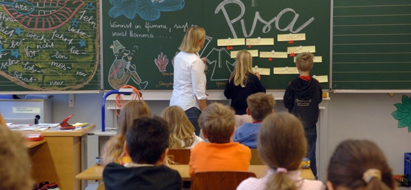 3 órában vesézték ki a PISA-eredményeket: videó