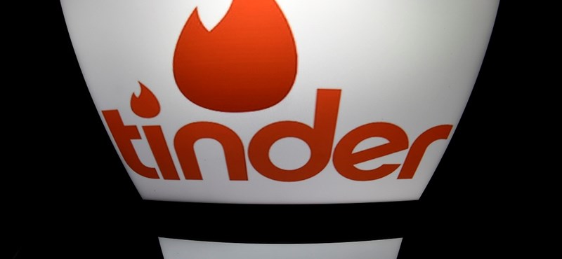 Hatalmas újdonsággal rukkolt elő a Tinder: társ- és barátkereső csak egyetemistáknak