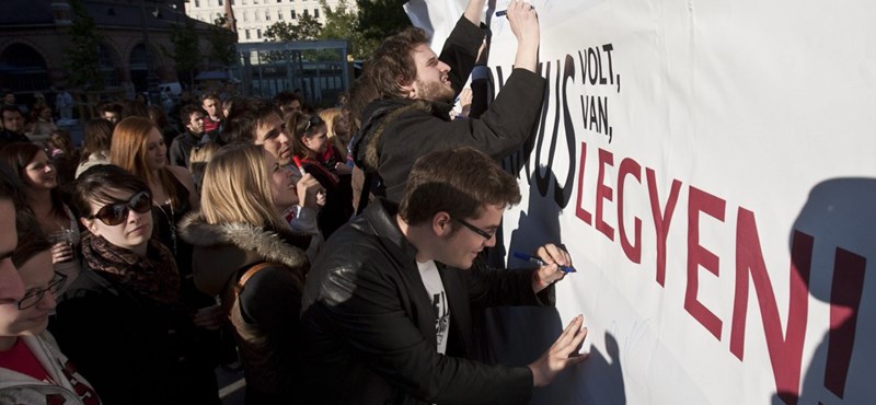 "Corvinus volt, van, legyen": aláírásgyűjtéssel tiltakoznak az egyetem bezárása ellen