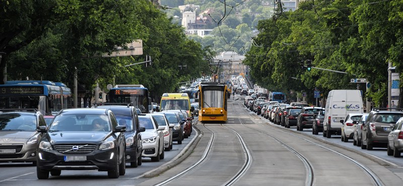 Újra változik a KRESZ, ezeket a szabályokat érinthetik a módosítások