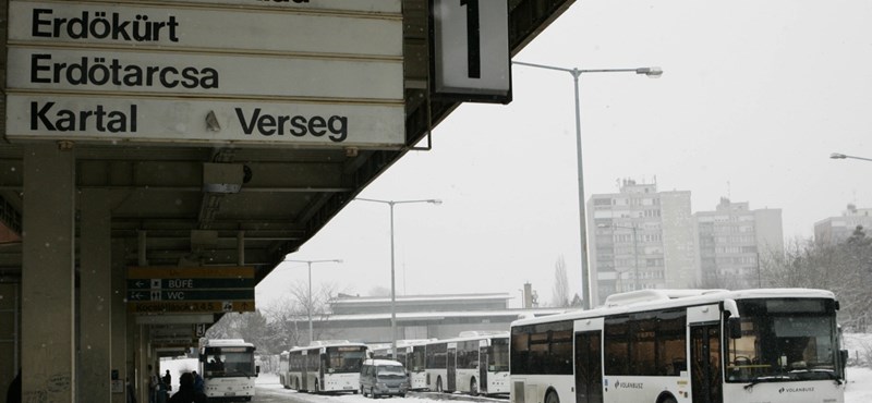 Ingázó tanárokkal töltik fel az üres álláshelyeket az iskolák, de ez mindenkinek rossz