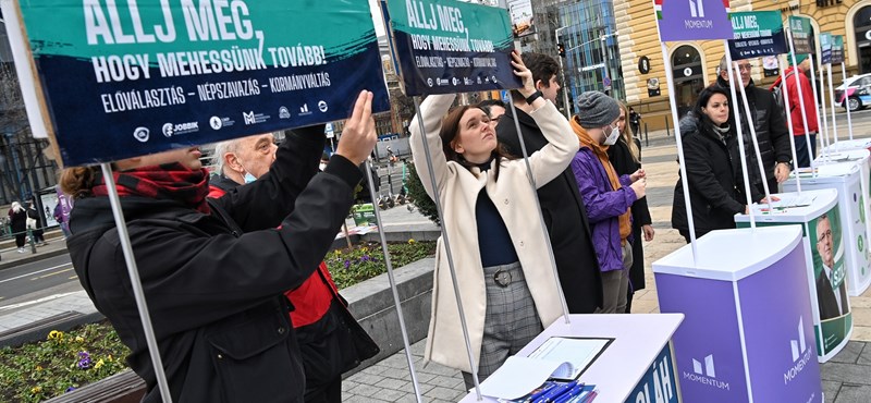 Legalább 50 százalékos béremelés a tanároknak, informatikaórák másodiktól: mit ígérnek az ellenzéki pártok? 