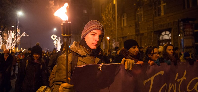 Holnap megnyitják a tüntetési szezont a tanárok