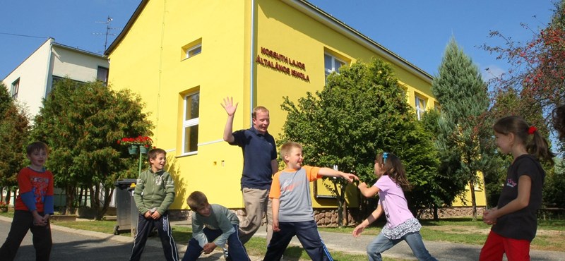 Még a tetőt is lelopták az általános iskoláról