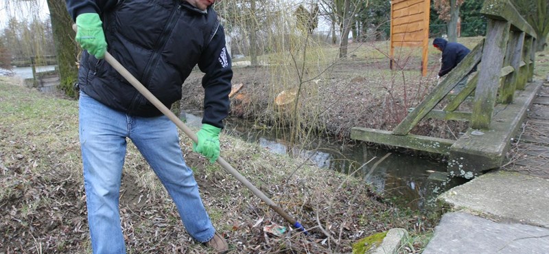 Újabb önkéntesprogramra jelentkezhetnek a középiskolák