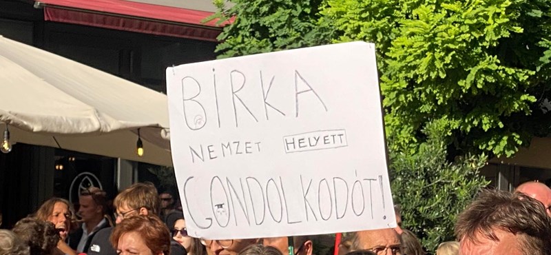 Az Egységes Diákfront felszólítja a pártokat, hogy utasítsák el a "bosszútörvényt"