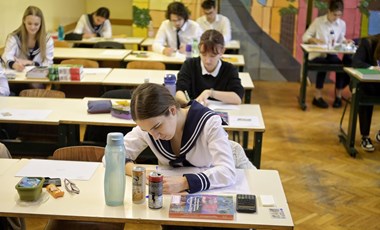 Túrórúd és légnyomás - ilyen feladatokat kaptak a diákok a matekérettségi második részében