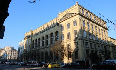  Követelik az ELTE dolgozói a kutatóközpontok elcsatolási folyamatának azonnali felfüggesztését 
