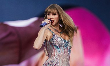 Taylor Swift kurzust indít a Kodolányi Egyetem