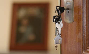Nagyon mélyen a zsebébe kell nyúlnia annak, aki Budapesten keres albérletet
